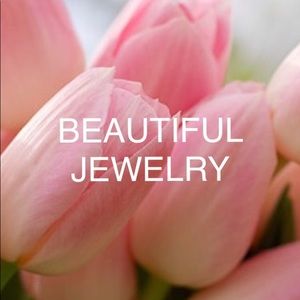 ✨STUNNING JEWELRY✨